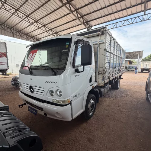 MERCEDES-BENZ Accelo 715C 2p (diesel)